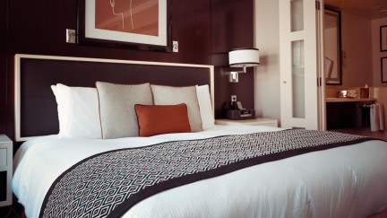 Book your accommodation - Early booking pays off Anuga FoodTec overnight stay