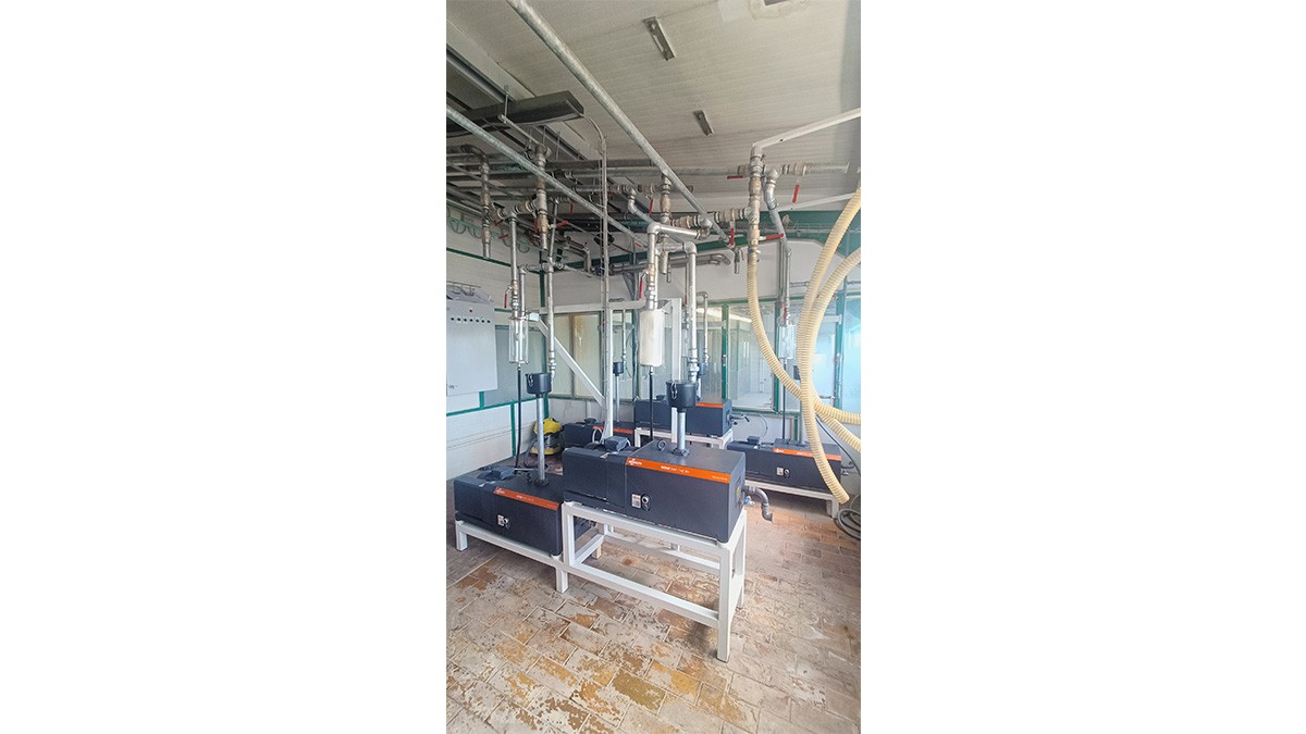 The seven vacuum pumps were located in a separate equipment room: Two are used for the flour extractors, and five for extracting oxygen from the dough pots. Copyright ©: Busch Group 