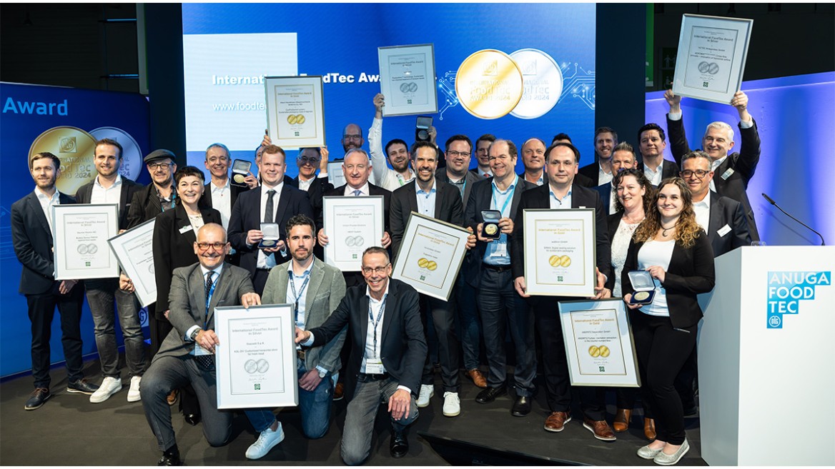 Beaming faces among the winners at the International FoodTec Awards ceremony at Anuga FoodTec 2024 in Cologne. Copyright: ©DLG e.V.