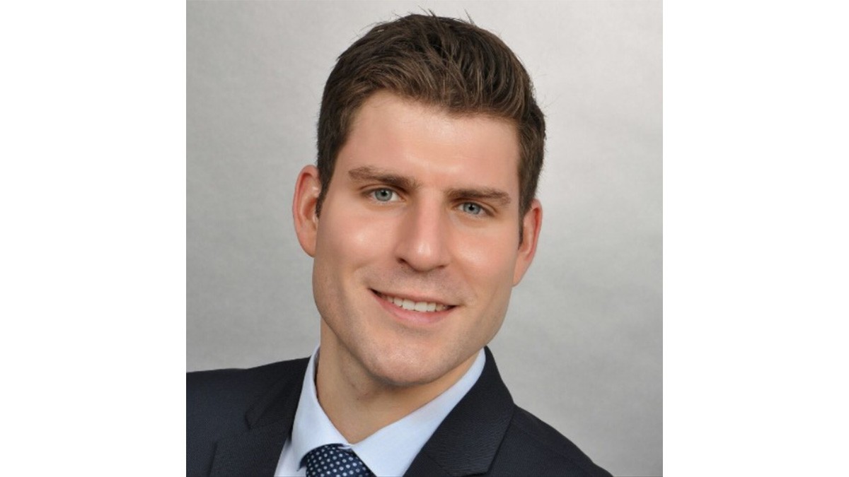 Tobias König Sales Manager Food Plants & Process Machines. Copyright:© Zeppelin Systems