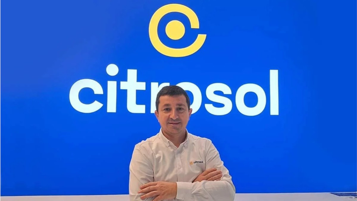 Martín Mottura is R&D Manager at Citrosol S.A. and specializes in post-harvest technologies for ensuring the microbiological quality of fruit and vegetables. He works on the research and development of innovative sanitization and disinfection systems, including those based on peracetic acid solutions.