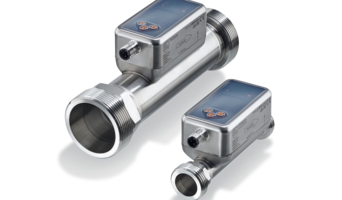 The SU Puresonic flow sensor functions with ultrasound and does not require any interfering components in the measuring tube. (Photo: © ifm)