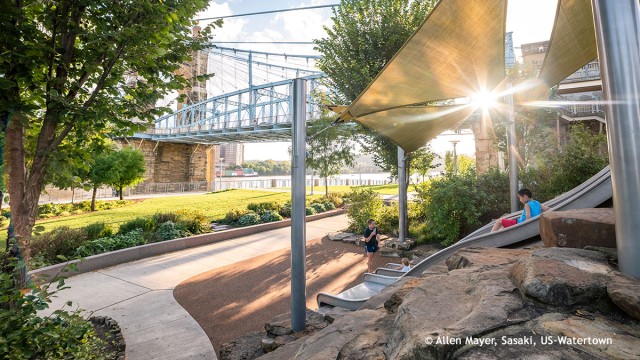 Urban planning: Smale Riverfront Park - adventure playground Urban planning: Smale Riverfront Park - adventure playground