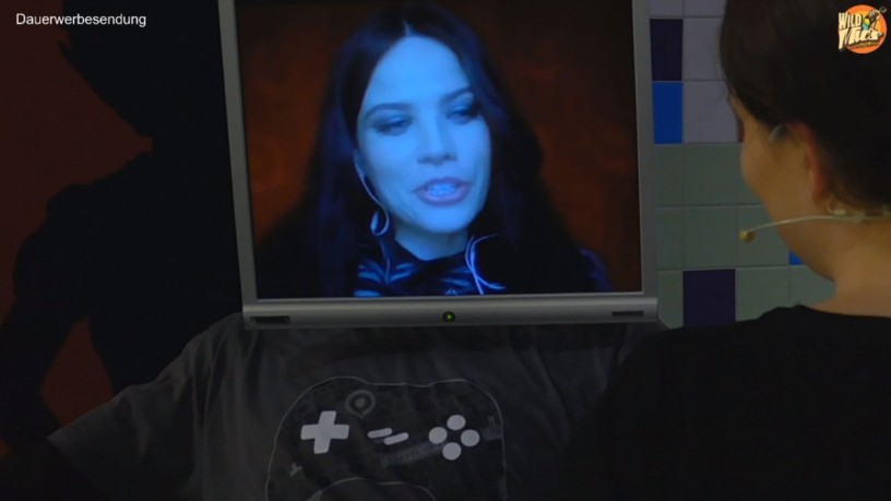 Die Moderatoren des gamescom cosplay village