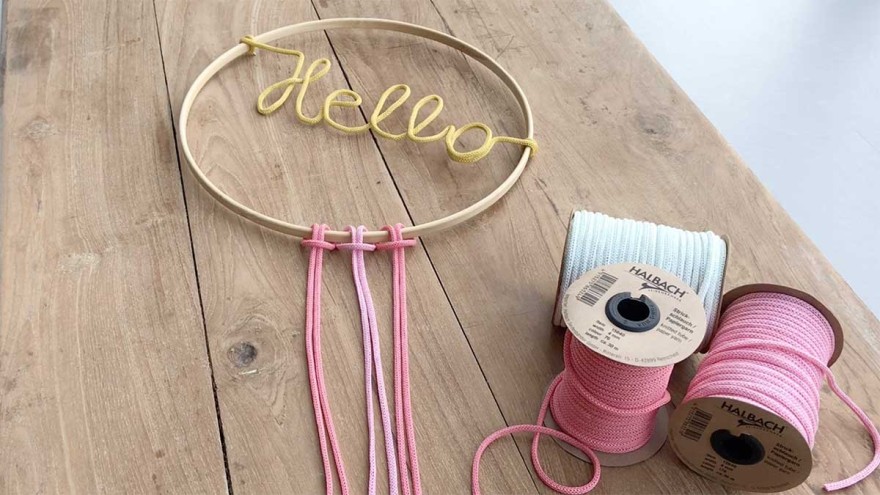 Jutta Nowak: Knitted paper tube 6 Jutta Nowak: Knitted paper tube 6