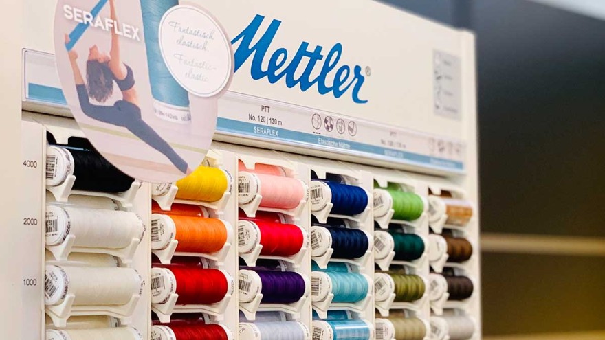 Verkaufsaufsteller von Mettler - Der perfekte Nähfaden Verkaufsaufsteller von Mettler - Der perfekte Nähfaden