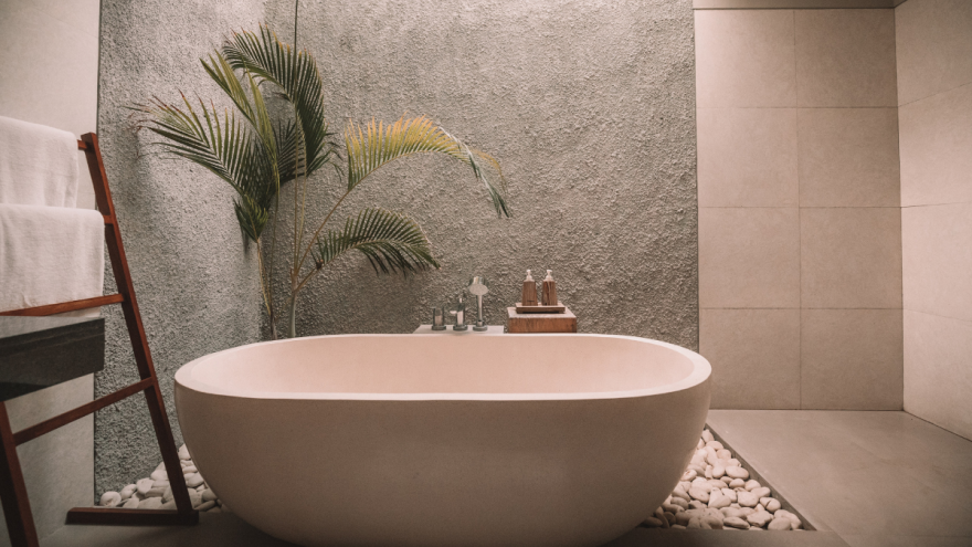 Bathroom with freestanding bathtub in Feng Shui style Bathroom with freestanding bathtub in Feng Shui style