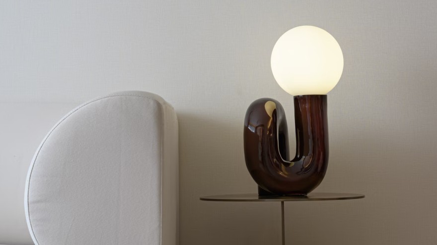 Brown lamp in unusual shape by Xie Yujie Nick on Unsplash