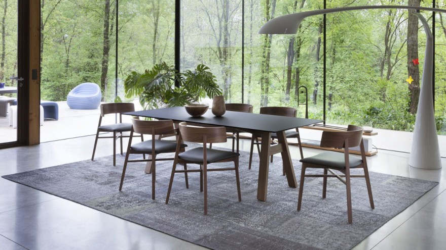 Triangolo" chair by Tonon. Triangolo" chair by Tonon.