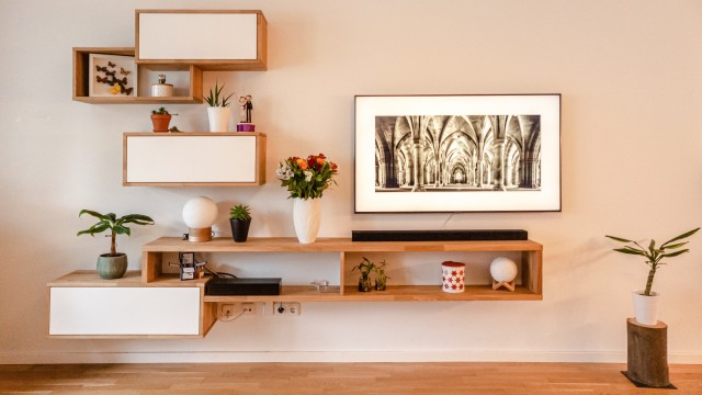 Pickawood-startup-furniture trends Start-up Pickawood manufactures individual sustainable shelves