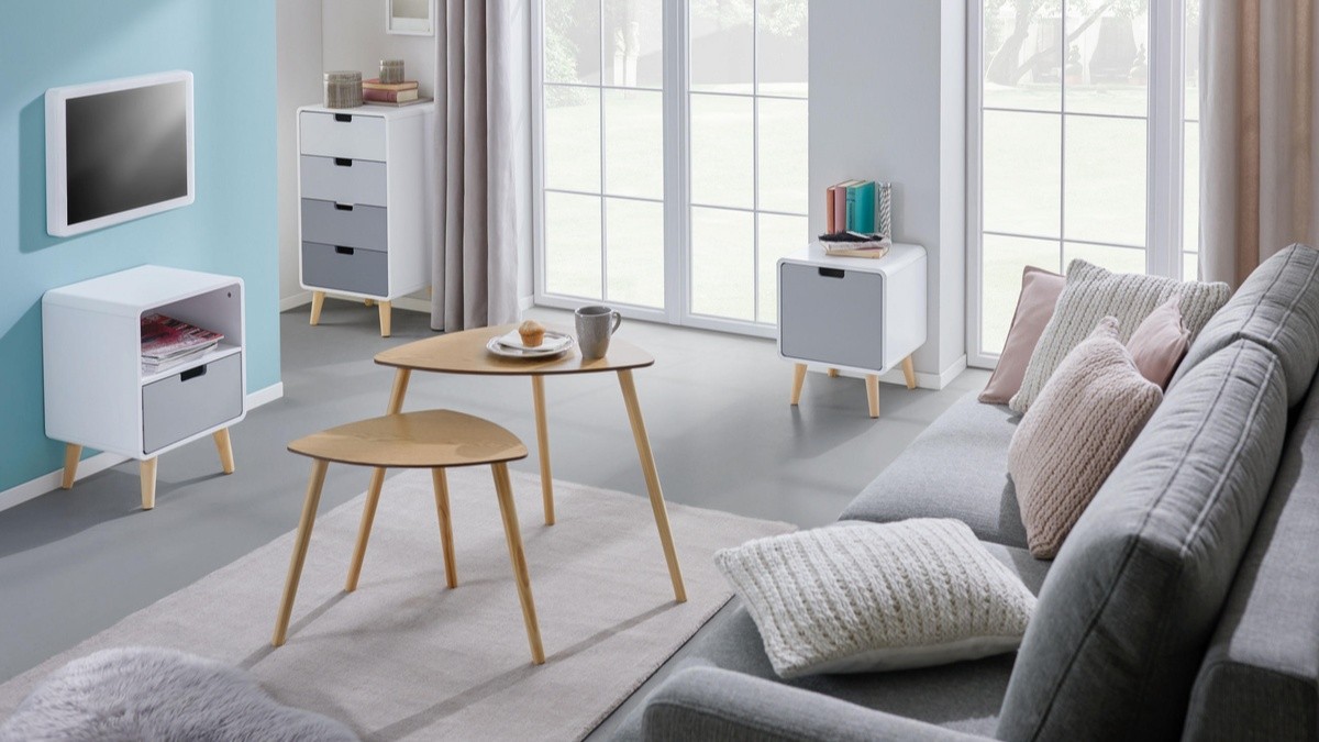 Möbel, die sich jeder Wohnsituation anpassen und auch auf kleinem Raum groß rauskommen. Credit: mömax