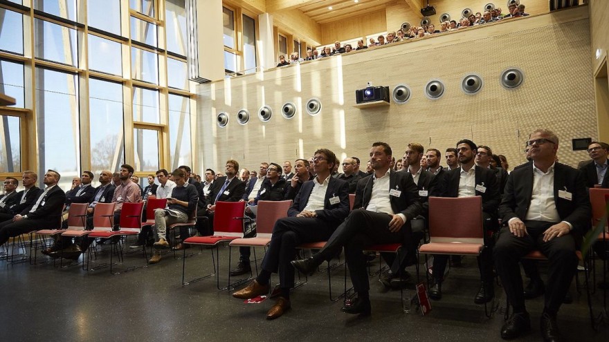 Vorträge im Audimax der Jovat SE Audimax der Jovat SE