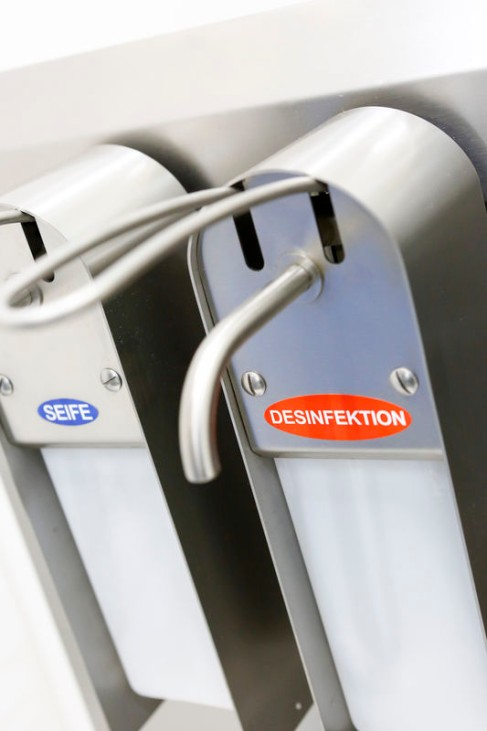 operating_equipment_wall_3