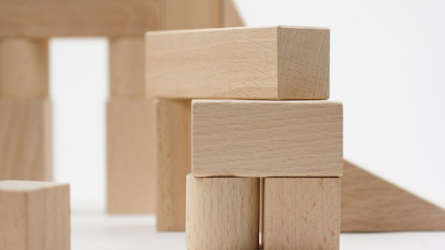 Classic building blocks are very much a role model in terms of sustainability. ©echtkind toys sustainability building blocks echtkind