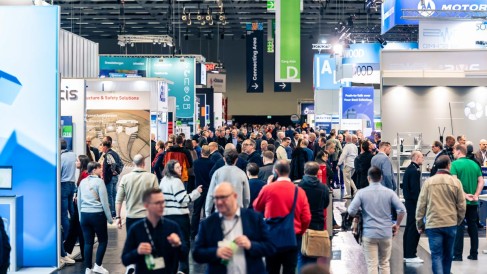 hallenblick_1200x675