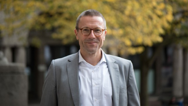 Prof. Dr. Uwe Schneidewind Prof. Dr. Uwe Schneidewind