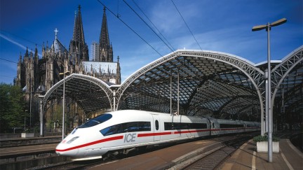 Arrival by train at Koelnmesse