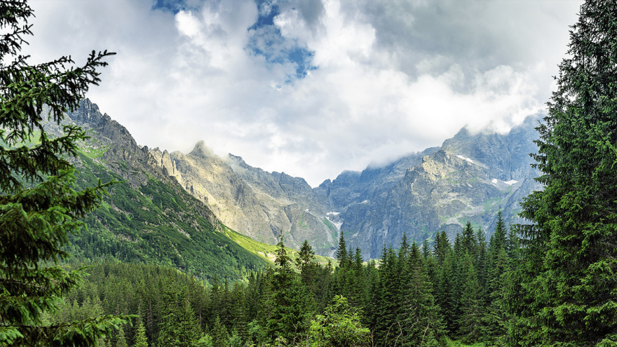 Das Hochgebirge "Hohe Tatra" im Süden Polens