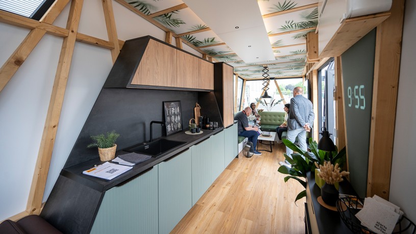 Mobile Spaces